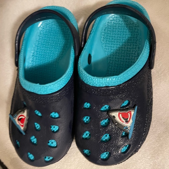 Capellini NY Boys Two Toned Injected EVA Clogs with Backstrap, Size 1 - Picture 3 of 4